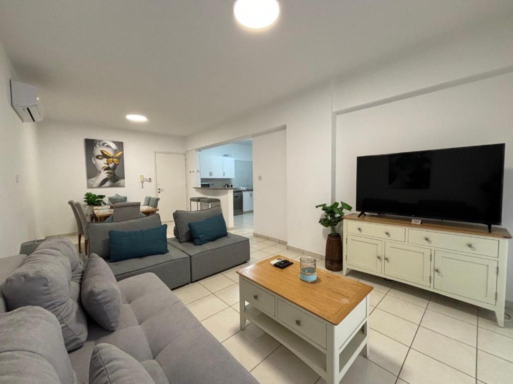 Cozy Apartment In Paphos Beautiful Complex Exteriér fotografie