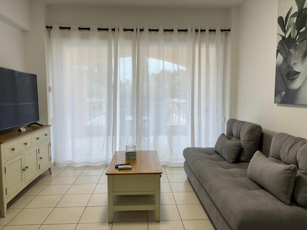 Cozy Apartment In Paphos Beautiful Complex Exteriér fotografie